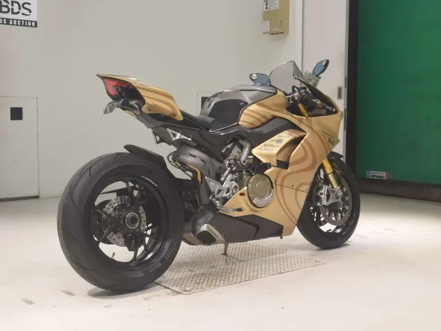 Ducati Paniga-Rev4S 2018, золотистый, фото 5