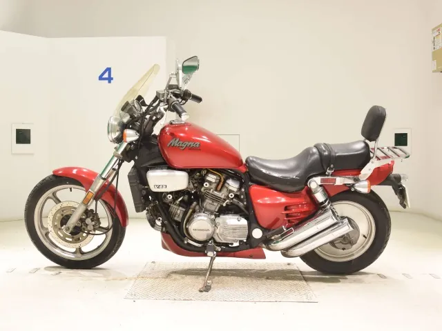 Honda V45MAGNA 1990, красный, фото 2