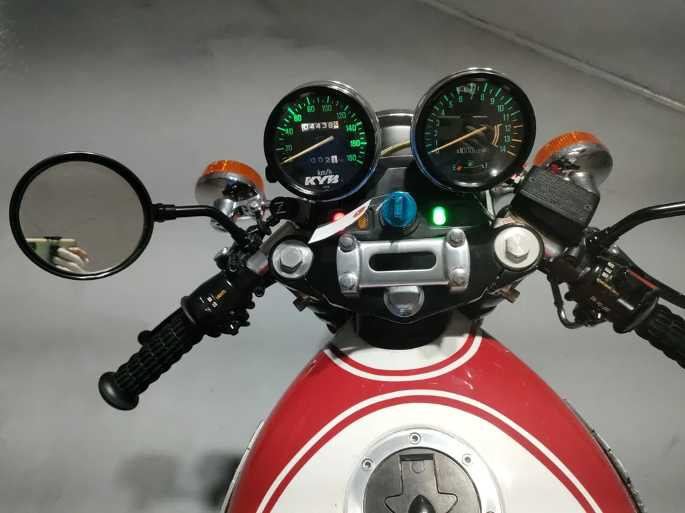 Kawasaki Zephyr 400 1992, white / red, фото 5