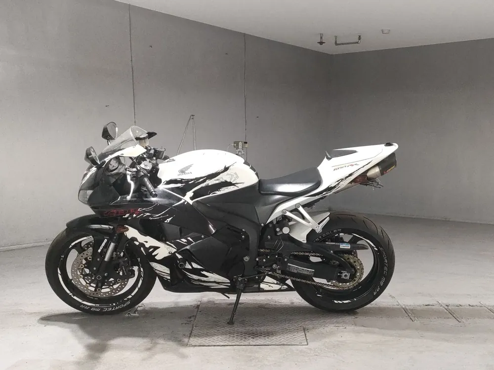 Honda CBR600RR 2014, white/black, фото 2