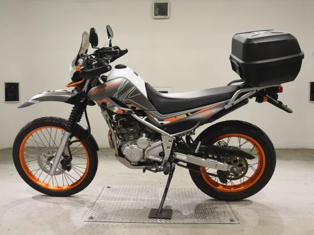 Yamaha Serow 250, оранжевый, фото 2
