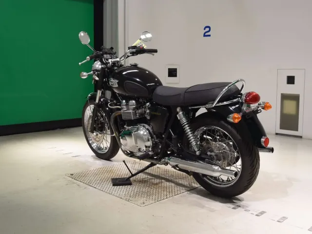 Triumph Bonneville 2003, чёрный, фото 6