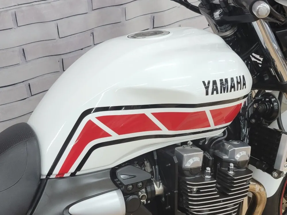 Yamaha XJR1300 2008, белый, красный, фото 5