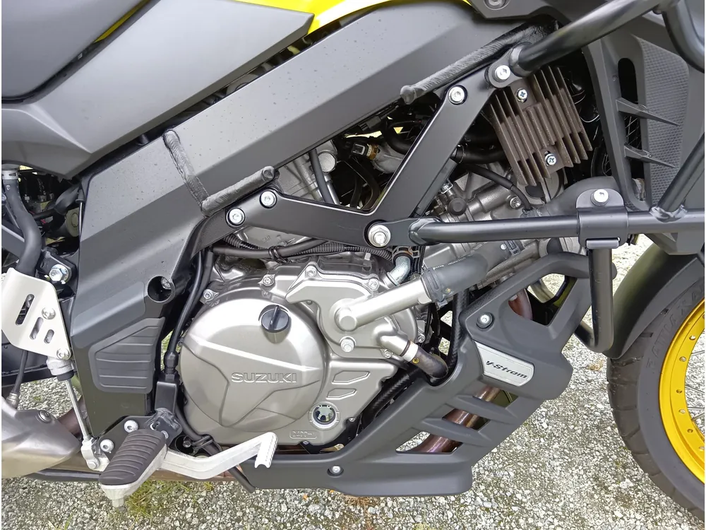 Suzuki V Strom 650Xta 2022, жёлтый, фото 9