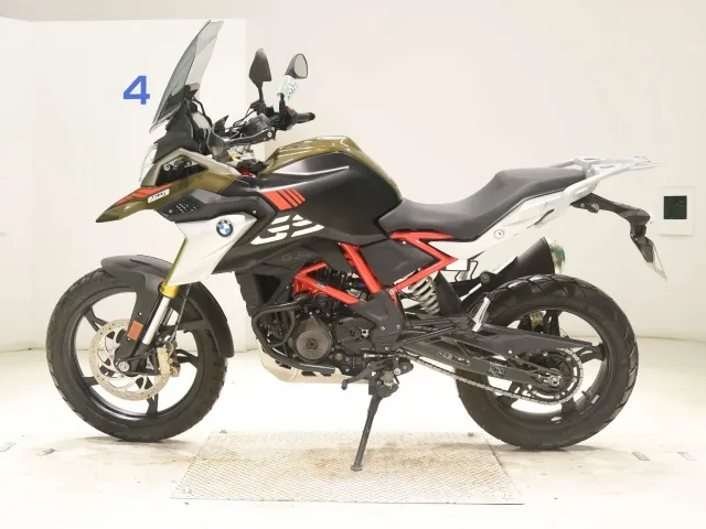 BMW G310Gs 2023, black | gold, фото 2