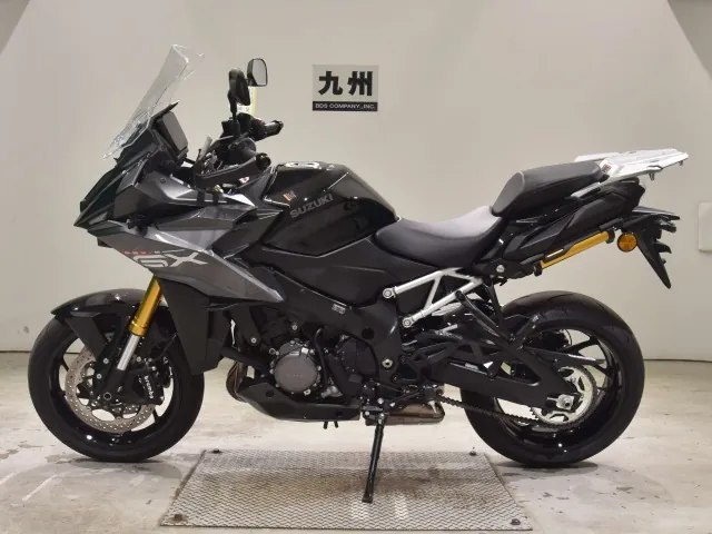 Suzuki GSX-S1000GX 2025, чёрный, фото 2
