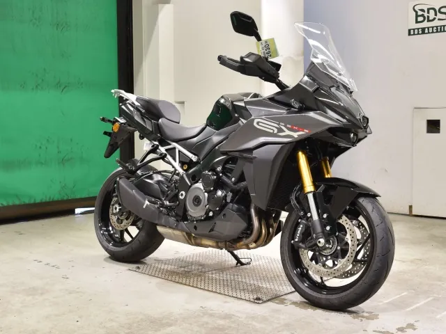 Suzuki GSX-S1000GX 2025, чёрный, фото 3