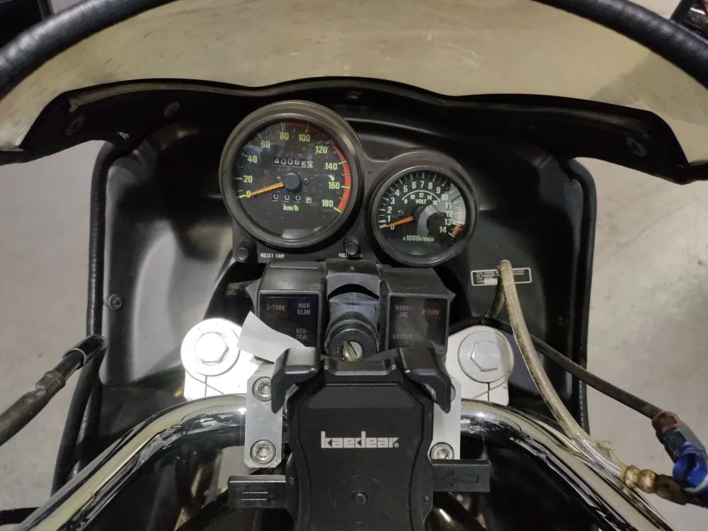 Kawasaki GPZ400F 1985, black/red, фото 5