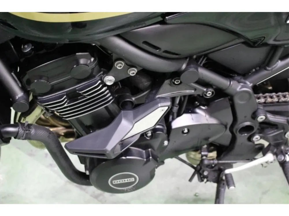 Kawasaki Z900RS 2023, чёрный, золотистый, фото 5