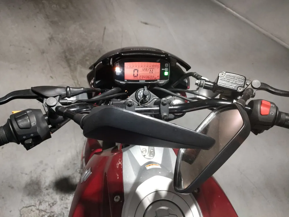 Suzuki Gixxer 150, красный, фото 5