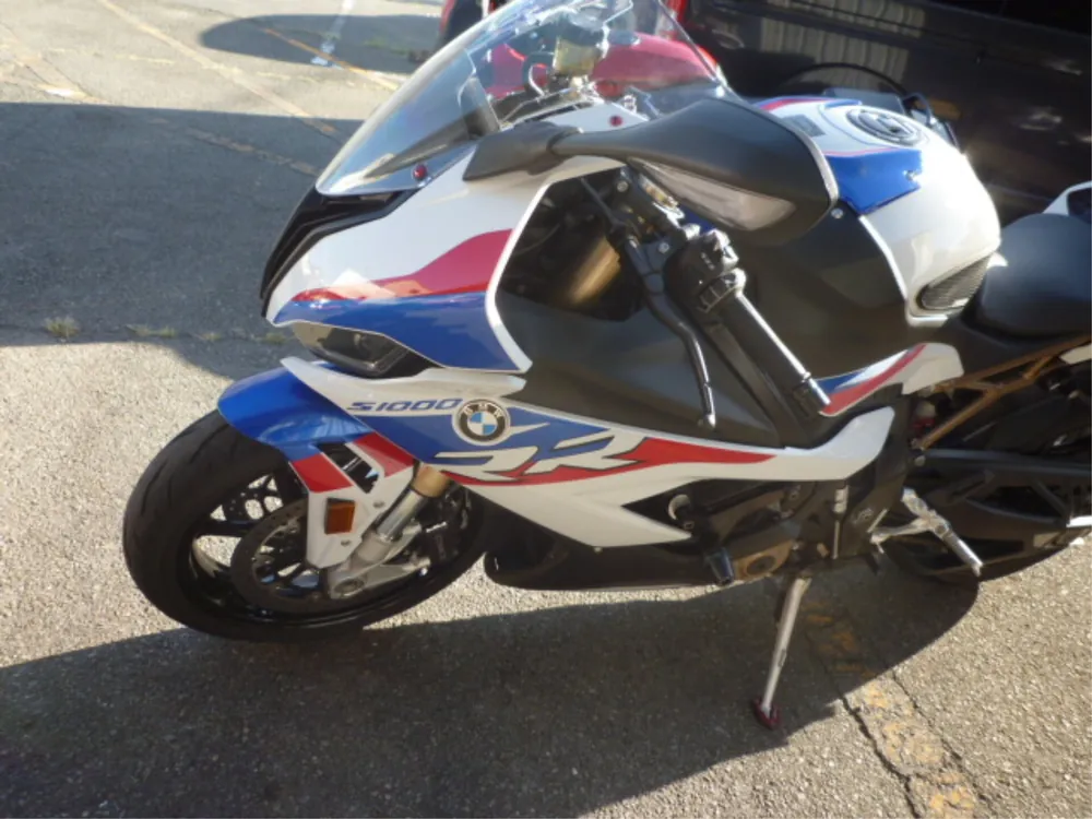 BMW S1000Rr 2021, white / blue, фото 2