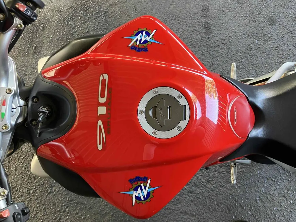 MV Agusta Brutale 910 S 2010, фото 10