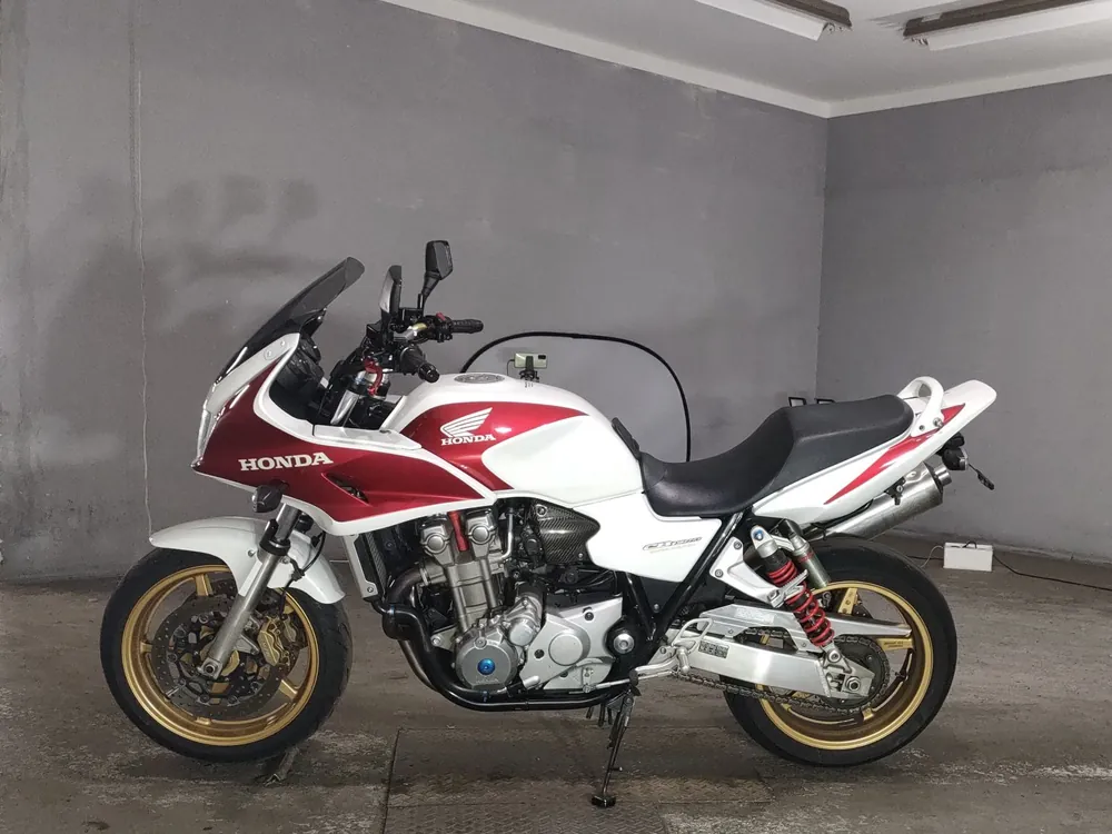 Honda CB1300 из Японии, фото 2