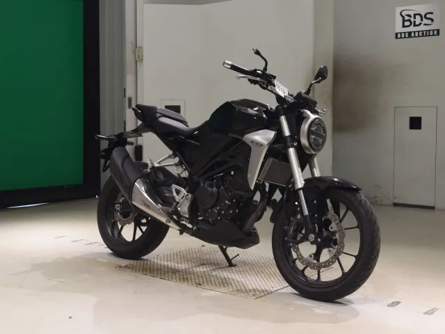 Honda CB250R MC52, чёрный, фото 3