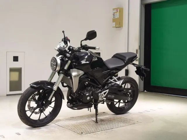 Honda CB250R MC52, чёрный, фото 4