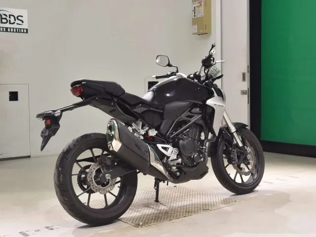 Honda CB250R MC52, чёрный, фото 5