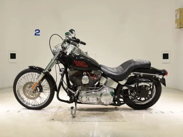 Harley-Davidson FXST1450 2000, чёрный, фото 2