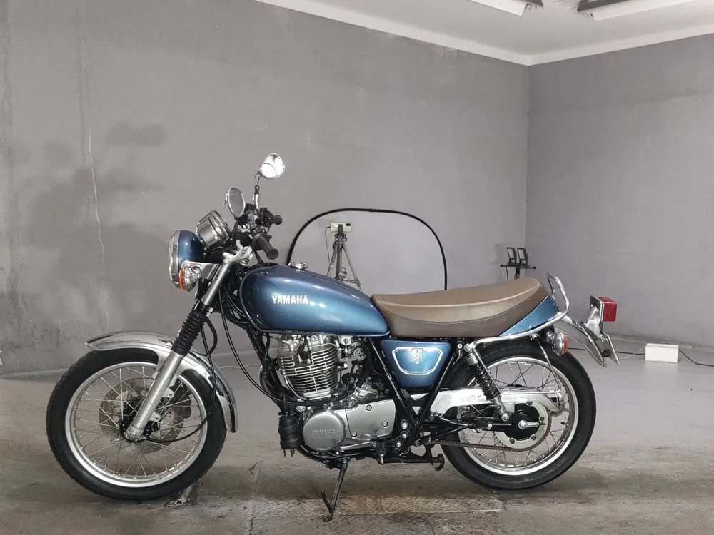 Yamaha SR400 Final Edition Limited 2021, синий, фото 2