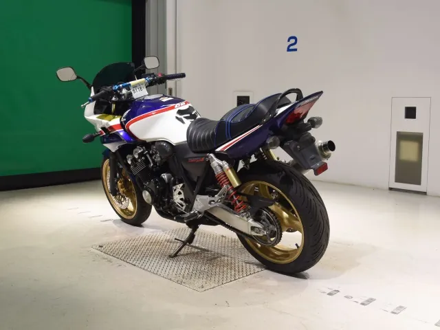Honda CB400 Super Four 2006, белый, синий, фото 6