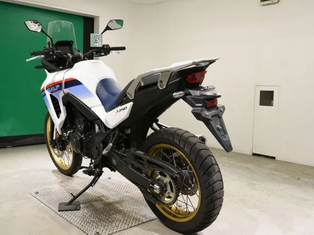 Honda XL750 Transalp 2023, white | red | blue, фото 6
