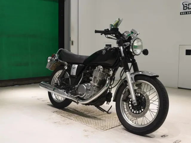 Yamaha SR400 Final Edition Limited 2020, чёрный, фото 3