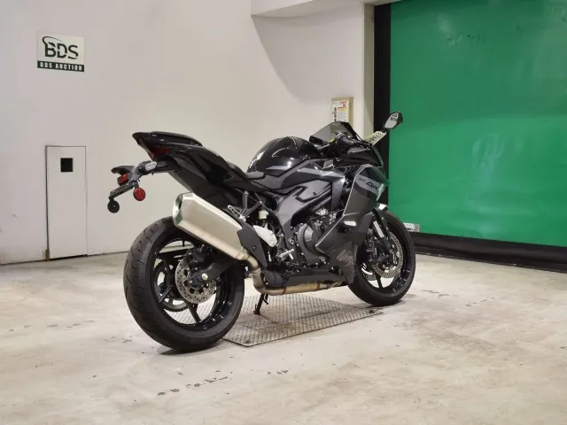 Kawasaki ZX-4R SE 2026, black | gunmetal, фото 5