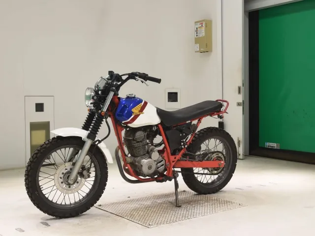 Honda FTR223 MC34, white | red | blue, фото 4