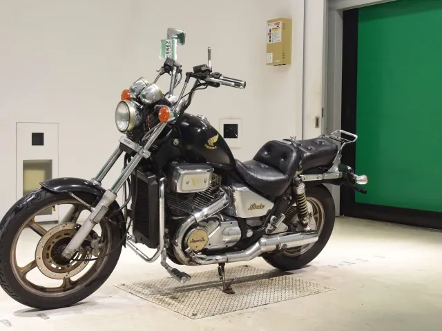 Honda Shadow 750 1986, чёрный, фото 4