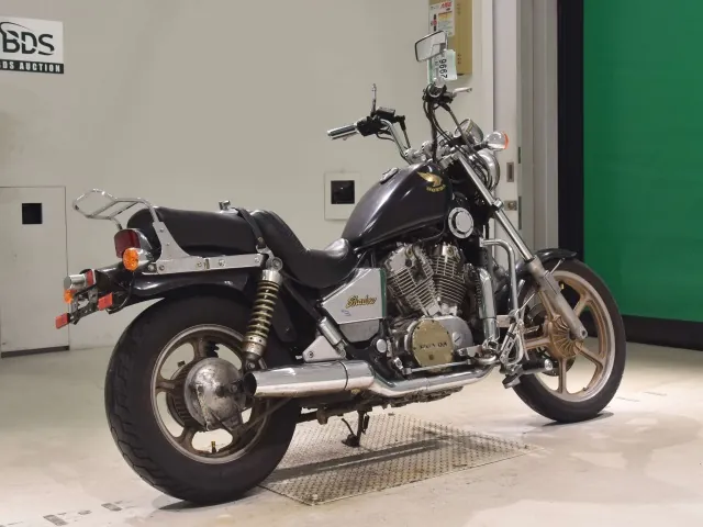 Honda Shadow 750 1986, чёрный, фото 5