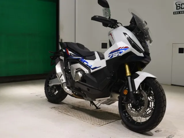 Honda X-ADV750 2026, белый, красный, синий, фото 3