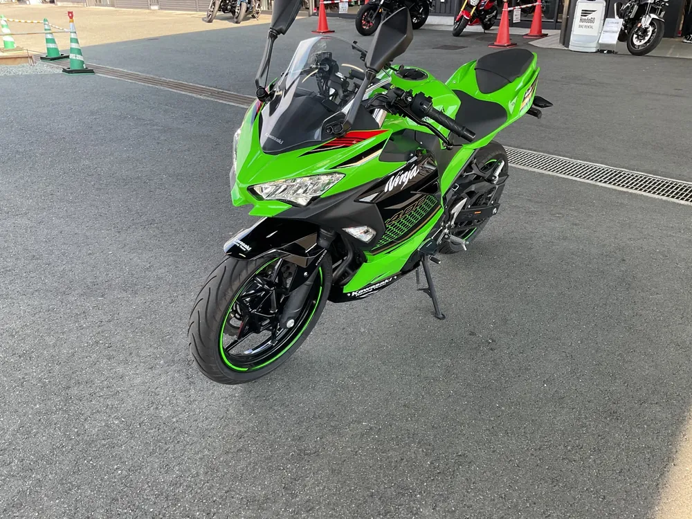 Kawasaki Ninja 400 2019, lime, фото 3