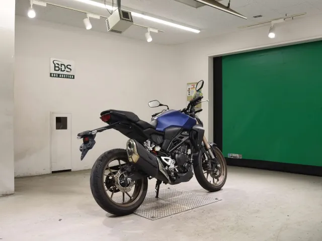 Honda CB250R MC52 2019, синий, фото 5