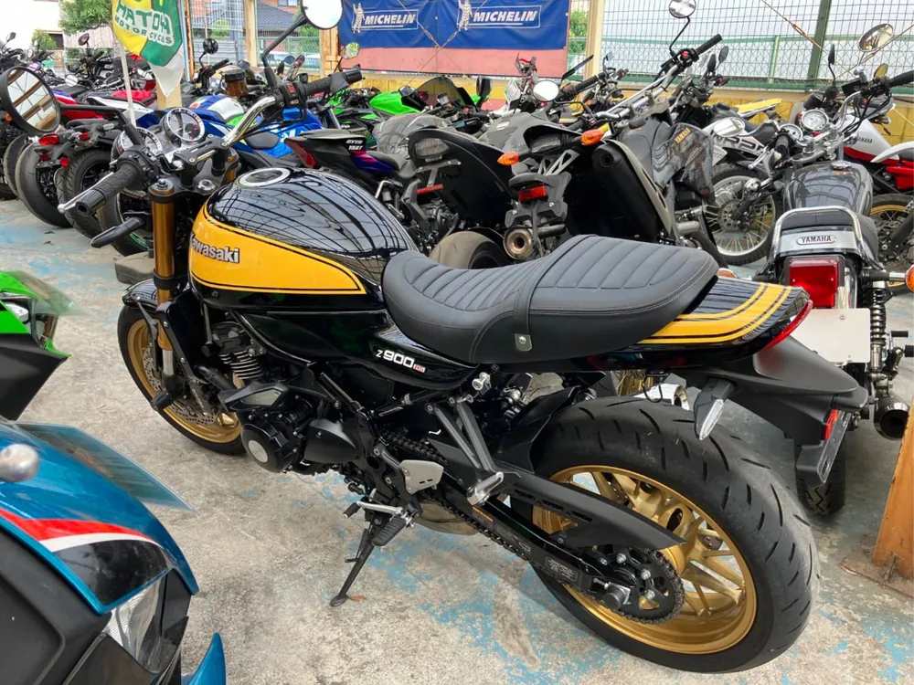 Kawasaki Z900RS 2023, чёрный, жёлтый, фото 5
