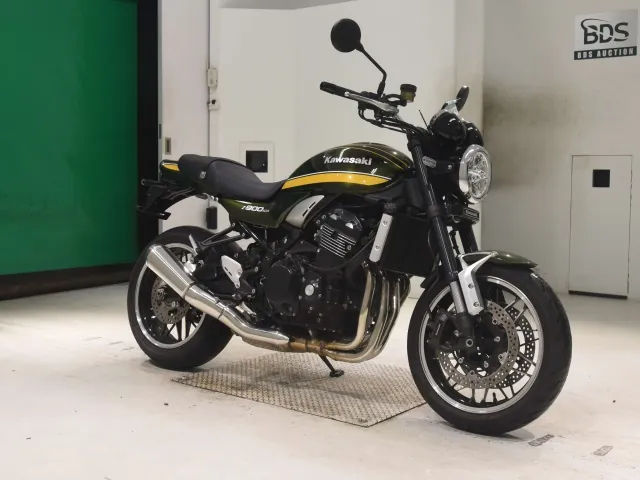 Kawasaki Z900RS 2020, зелёный, фото 3