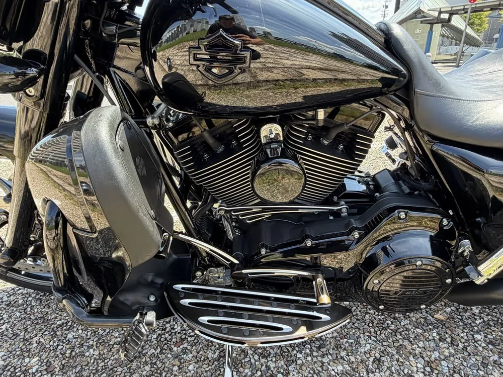 Harley-Davidson FLHX 2012, фото 9