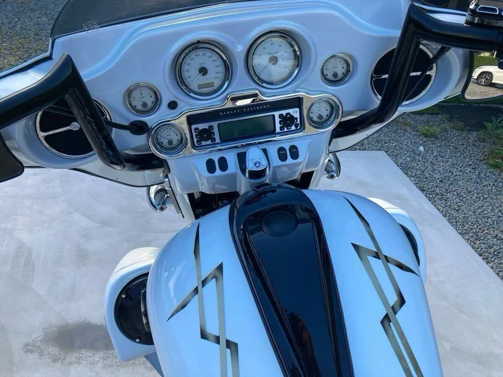Harley-Davidson Street Glide из Японии, фото 9