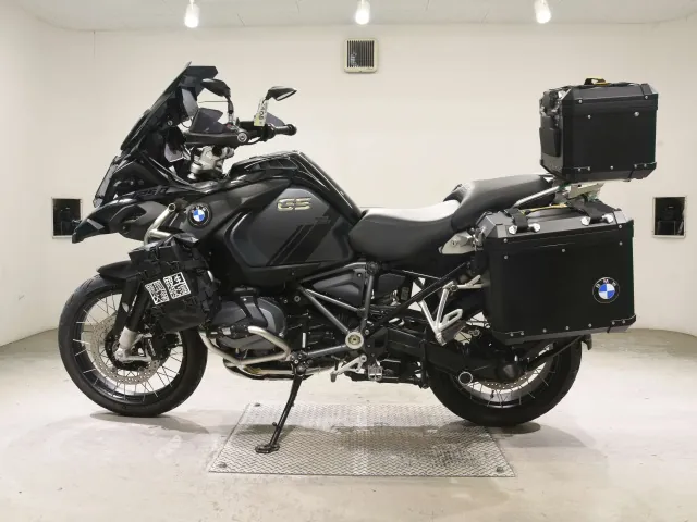 BMW R1250Gs Adventure 2021, чёрный, фото 2