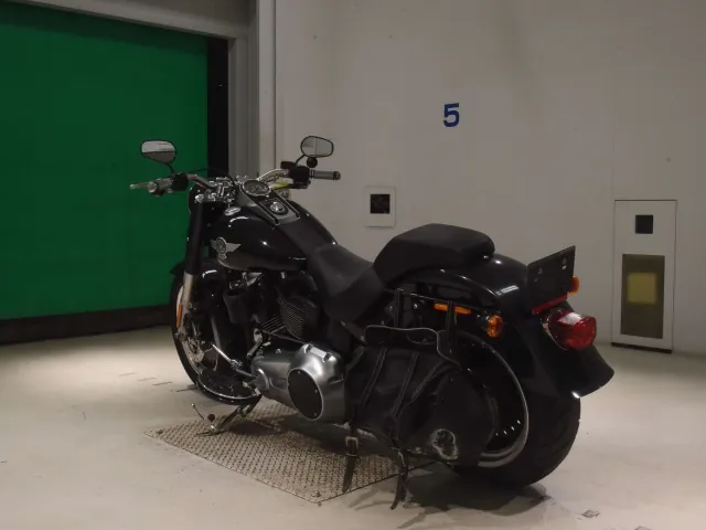 Harley-Davidson FLSTFB1580 2011, чёрный, фото 6