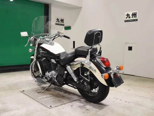 Honda Shadow 750 1997, белый, чёрный, фото 6
