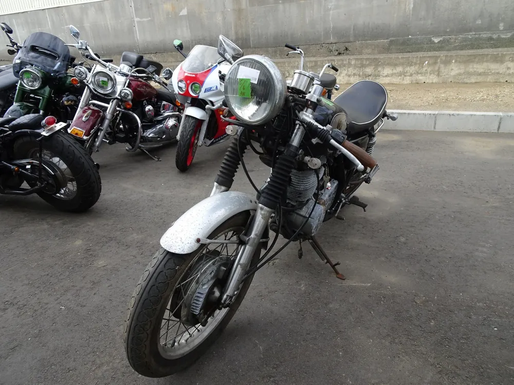 Yamaha SR400 1995, чёрный, фото 4