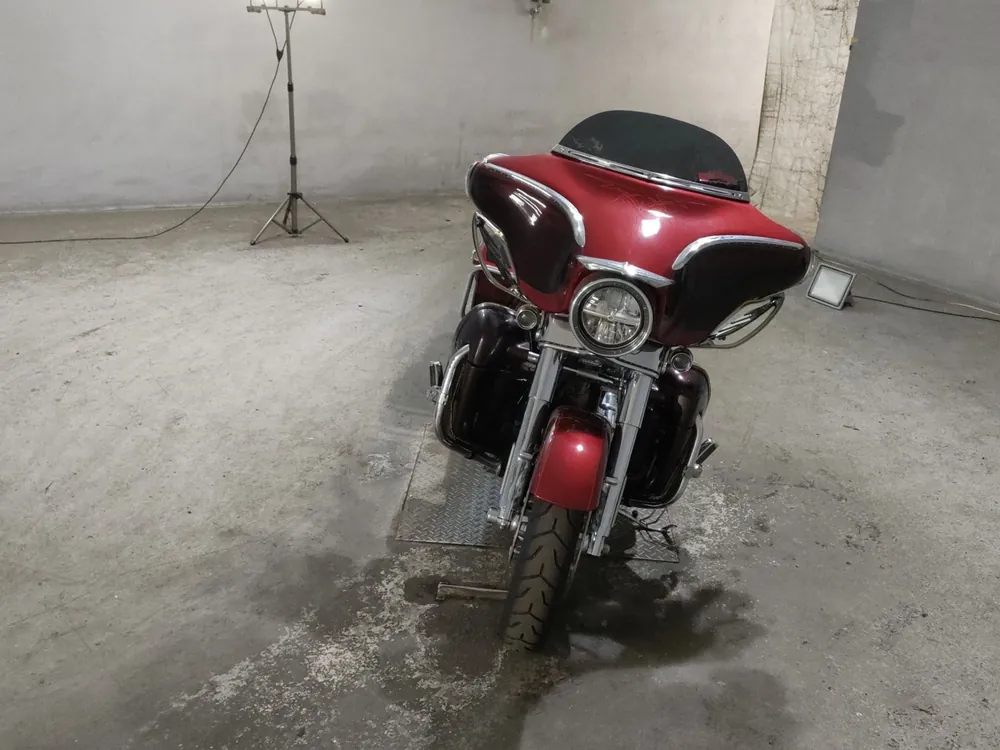 Harley-Davidson FLHXSE1800CVO 2012, красный, фото 3