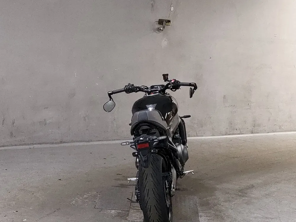 Yamaha Xsr900-2 2024, чёрный, фото 4