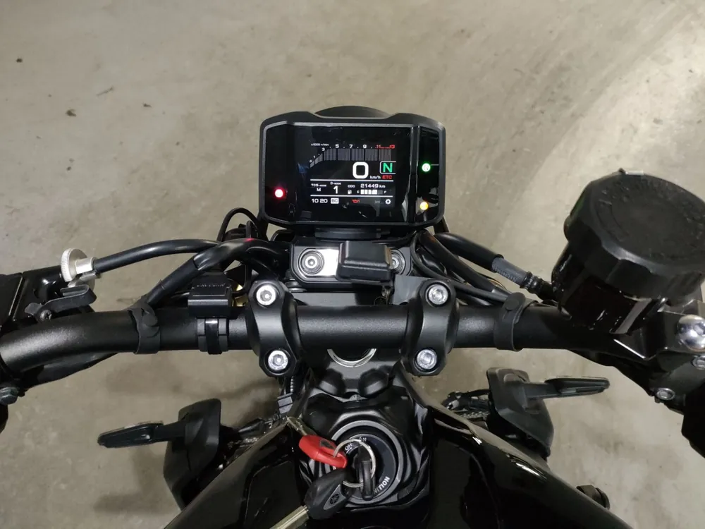 Yamaha Xsr900-2 2024, чёрный, фото 5