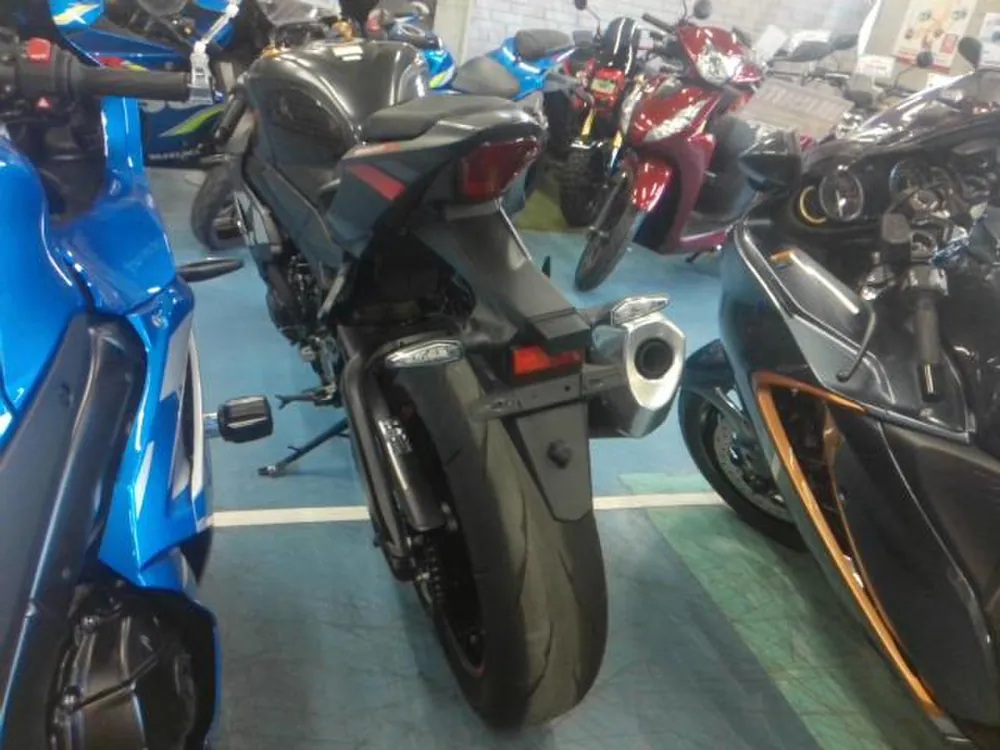 Suzuki GSX-R1000R 2021, mat gray, фото 2