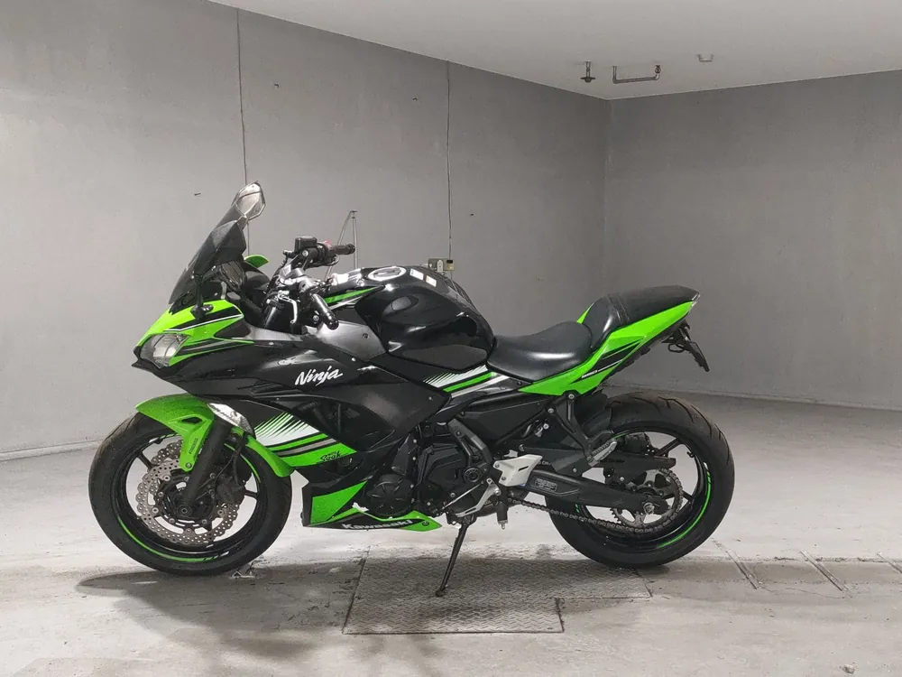Kawasaki Ninja650A 2017, black / green, фото 2