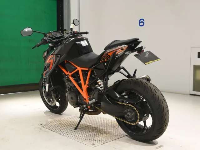 KTM 1290 Super Duke R 2014, чёрный, фото 6