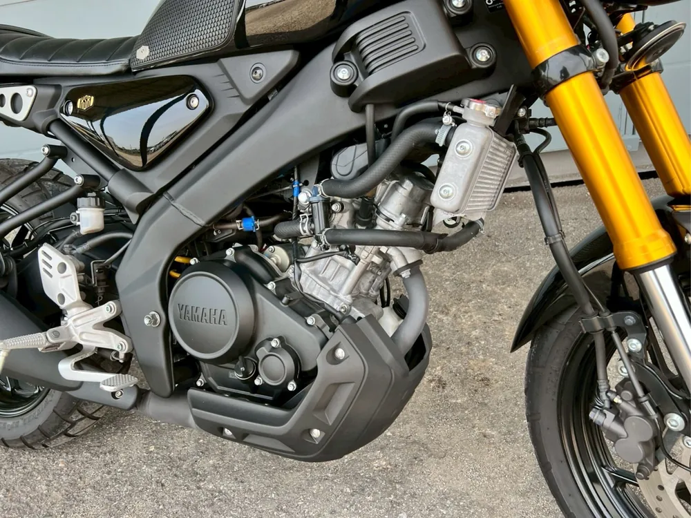 Yamaha XSR125, чёрный, фото 10