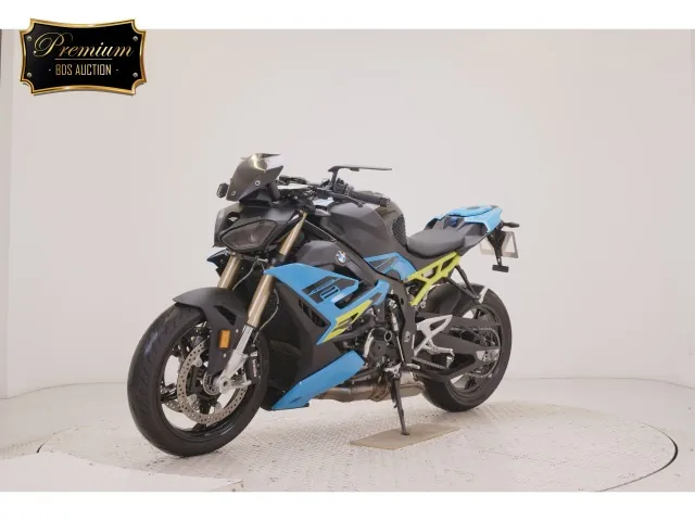 BMW S1000R 2025, чёрный, синий, фото 4