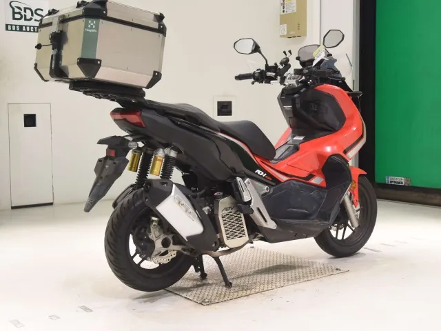 Honda ADV150, красный, фото 5