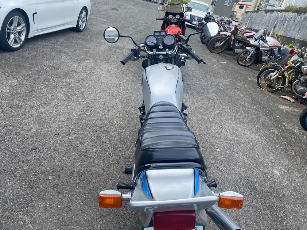 Yamaha XJ550 2026, серебристый, фото 4